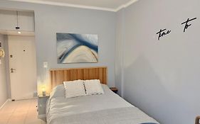 Blue Ocean - moderno monoambiente en Olavarria y la costa a metros del mar